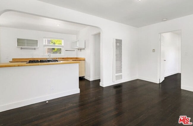2140 20th St in Santa Monica, CA - Building Photo - Building Photo