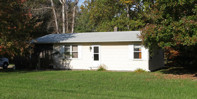 Queenstown Mobile Home Park in Queenstown, MD - Building Photo - Building Photo