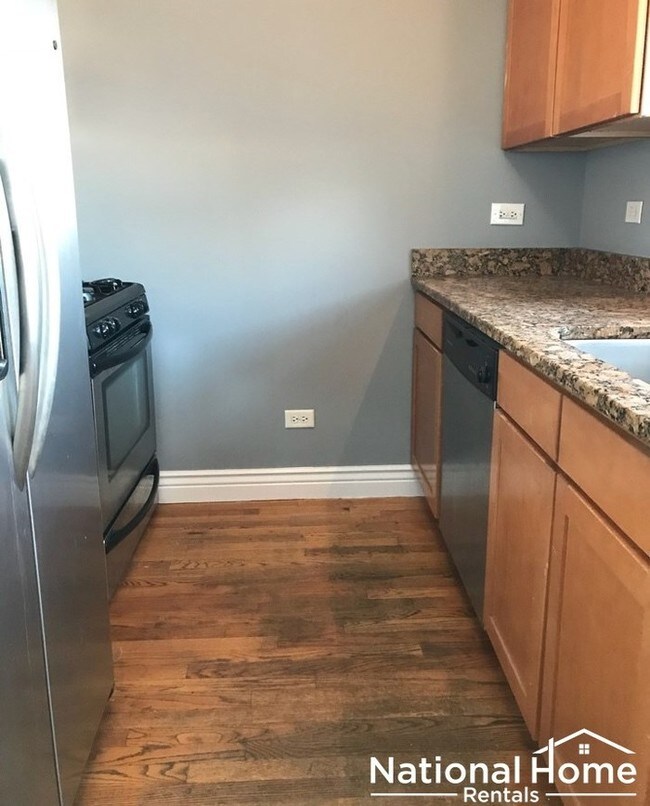 2644 W George St-Unit -2 in Chicago, IL - Building Photo - Building Photo