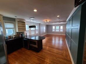 55 Presentation Rd, Unit 1 in Brighton, MA - Foto de edificio - Building Photo