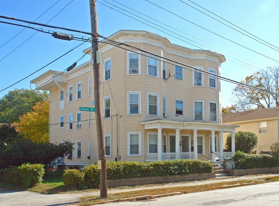 133 Union St in Manchester, NH - Building Photo