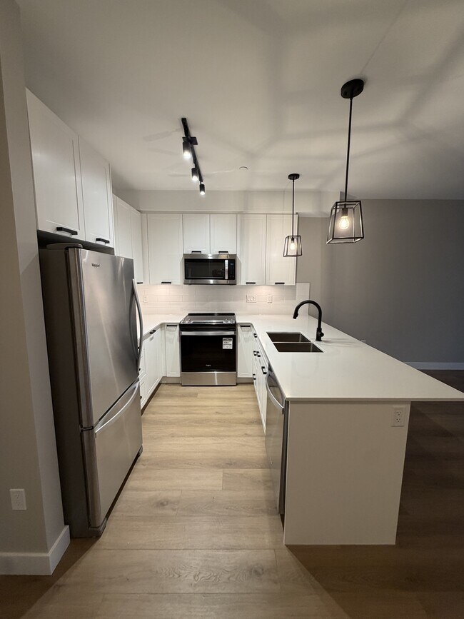 22562-22562 121 Ave in Maple Ridge, BC - Building Photo - Building Photo