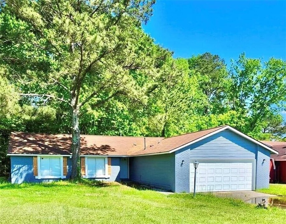 3150 Cadiz Cir in College Park, GA - Building Photo