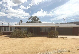 61381 Alta Mura Dr in Joshua Tree, CA - Building Photo - Building Photo