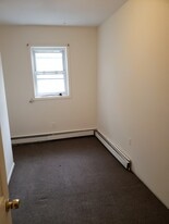 71 Martin Luther King Jr Dr, Unit #2 in Jersey City, NJ - Building Photo