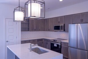 19979 Cornice St in Spring Hill, KS - Building Photo