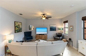 11796 Paseo Grande Blvd, Unit 9113QUAN in Ft. Myers, FL - Foto de edificio - Building Photo