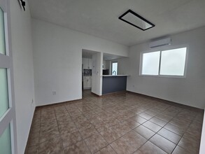 674 E 21st St in Hialeah, FL - Building Photo - Building Photo