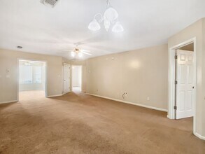 1368 Southern Gardens Dr in Tuscaloosa, AL - Building Photo - Building Photo