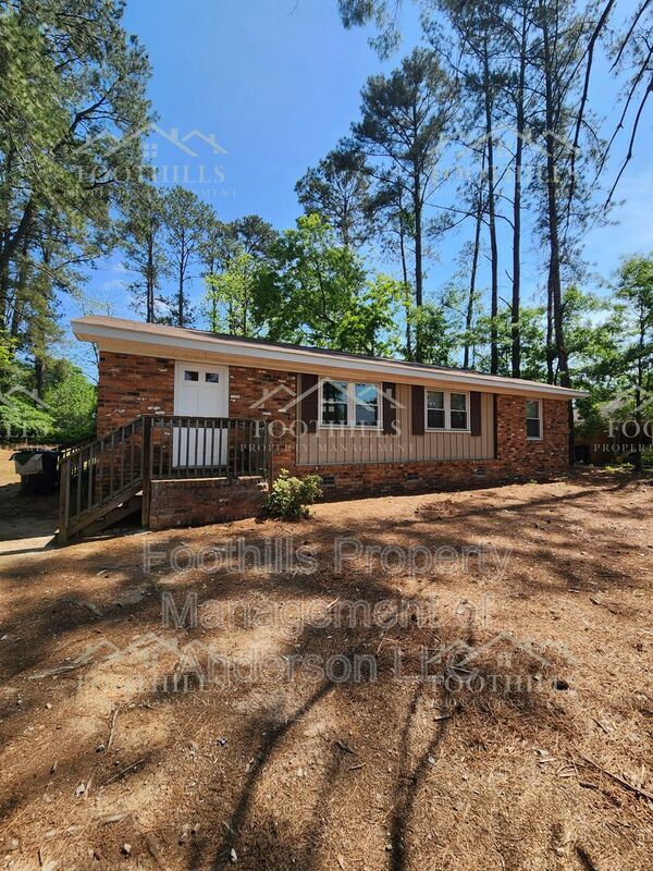 property at 619 Fairmont Rd