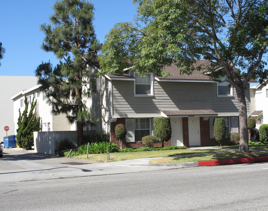 2666-2730 W 235th St in Torrance, CA - Building Photo