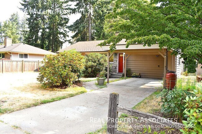 19002 Wallingford Ave N in Shoreline, WA - Building Photo - Building Photo
