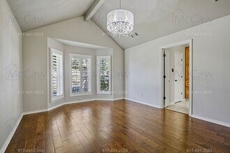 1 Creekmere Dr in Roanoke, TX - Building Photo - Building Photo