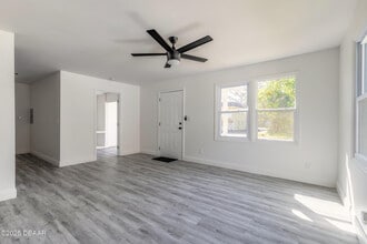 138 Kingston Ave in Daytona Beach, FL - Building Photo - Building Photo