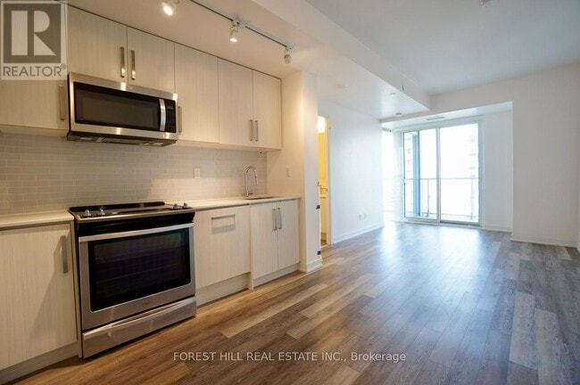 property at 5180-5180 Yonge St