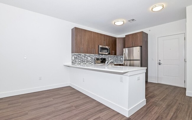 225 Bay St in Jersey City, NJ - Building Photo - Building Photo