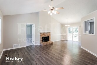 273 Fairview Oak Pl in Dallas, GA - Building Photo - Building Photo