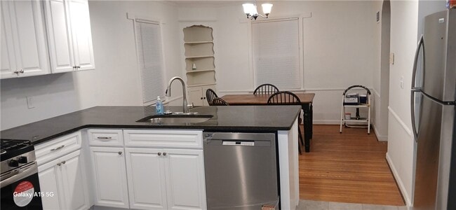 property at 183 Thorncliffe Dr