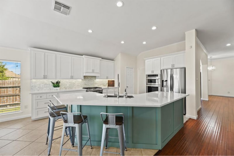 31802 Forest Oak Ln in Conroe, TX - Foto de edificio