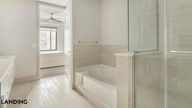 1414 Wood Hollow Dr, Unit 1-636 in Houston, TX - Building Photo - Building Photo