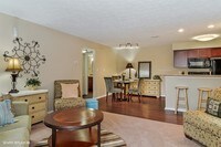 Building Photo - Suncrest Apartment Homes in Indianapolis, Indiana