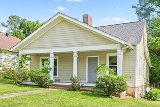 232 Georgia Ave in Clarksville, TN - Building Photo - Building Photo