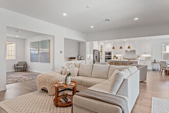 57350 Camino Pacifica in La Quinta, CA - Building Photo - Building Photo