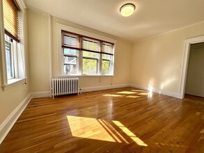 1 Crawford St, Unit 8 in Cambridge, MA - Foto de edificio - Building Photo