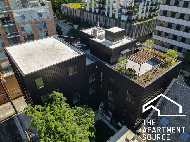 property at 1712 Oak Ave