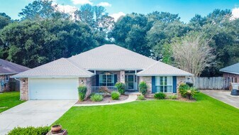 5534 Berrybrook Cir in Pace, FL - Building Photo