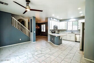 207 W Mountain Sage Dr in Phoenix, AZ - Building Photo - Building Photo
