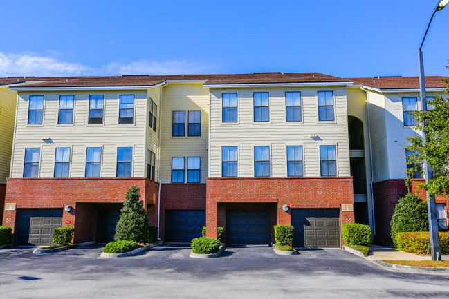 Lantern Square in Jacksonville, FL - Building Photo - Building Photo