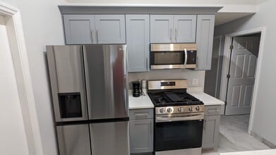 3048 Pineda Dr in Orlando, FL - Building Photo - Building Photo