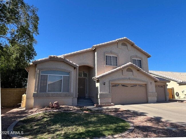 property at 242 S Sycamore Pl