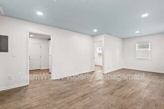 3107 Azalea Dr in N. Charleston, SC - Building Photo - Building Photo