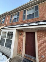 170 Federal Way in Lancaster, PA - Building Photo