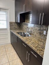 5420 Hollywood Blvd in Hollywood, FL - Building Photo - Building Photo