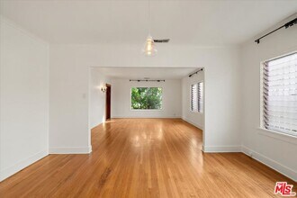 715 N Harper Ave in Los Angeles, CA - Building Photo - Building Photo