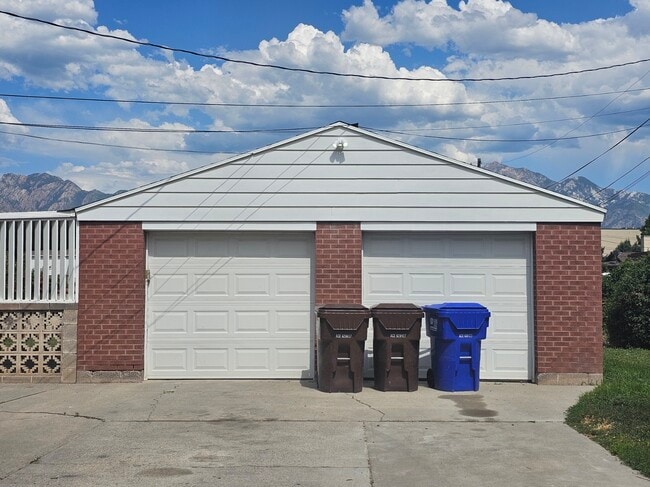 7409 Maple St in Midvale, UT - Building Photo - Building Photo