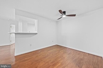 11804 Eton Manor Dr in Germantown, MD - Building Photo - Building Photo