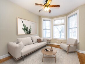 2839 N Racine Ave in Chicago, IL - Building Photo - Building Photo