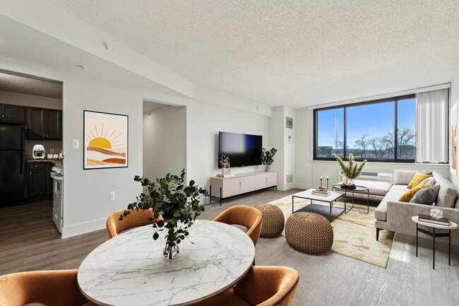 Edgewood Commons 611 & Gardens in Washington, DC - Foto de edificio - Building Photo