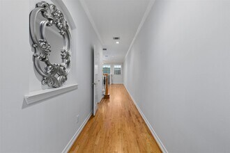 6714 Montclair Dr in Houston, TX - Building Photo - Building Photo