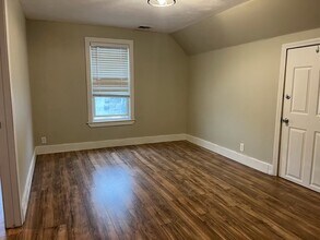 23 Lafayette St, Unit 3 in Haverhill, MA - Foto de edificio - Building Photo