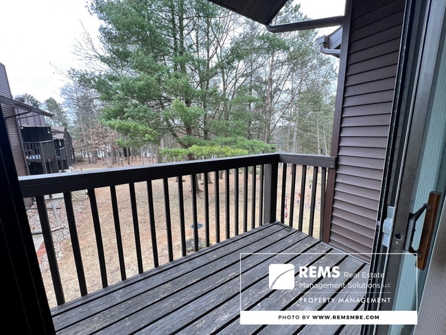 2 Cedar Trail in Wisconsin Dells, WI - Building Photo - Building Photo