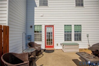 7390 Smoothbore Ln in Mechanicsville, VA - Building Photo - Building Photo