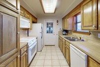 800 Azalea Ct photo'