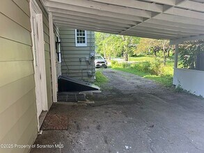 321 Maple St in Montrose, PA - Building Photo - Building Photo