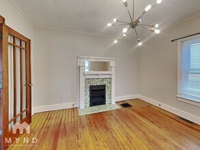 215 Wilson Ave in Lancaster, OH - Foto de edificio - Building Photo