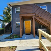 2227 St Marks St in Tallahassee, FL - Building Photo